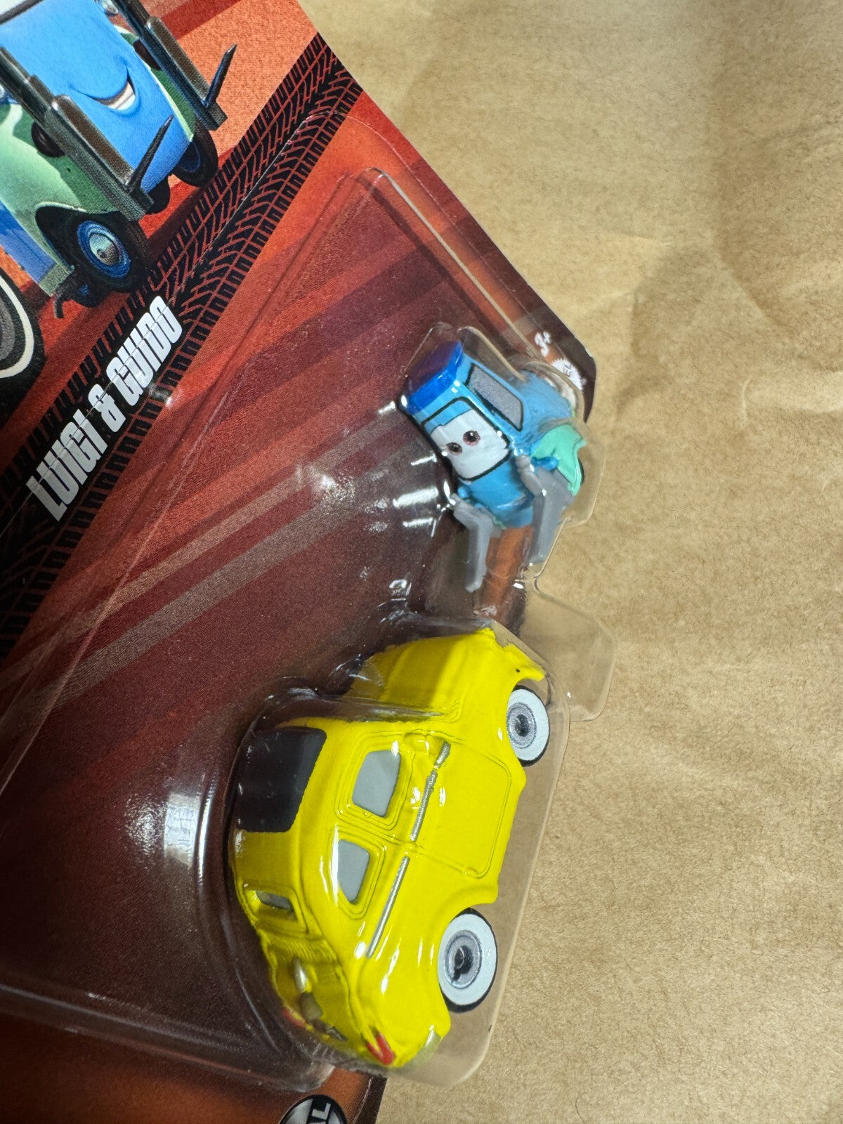 Guido & Luigi - Disney Pixar Cars - Mattel Diecast New