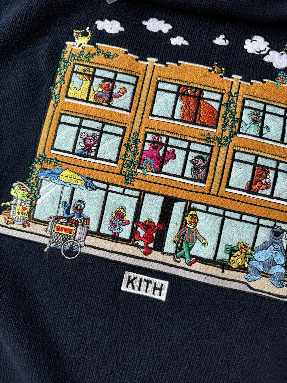 KITH x Sesame Street 123 Street Lafayette Crewneck Sweater Nocturnal Size M NEW