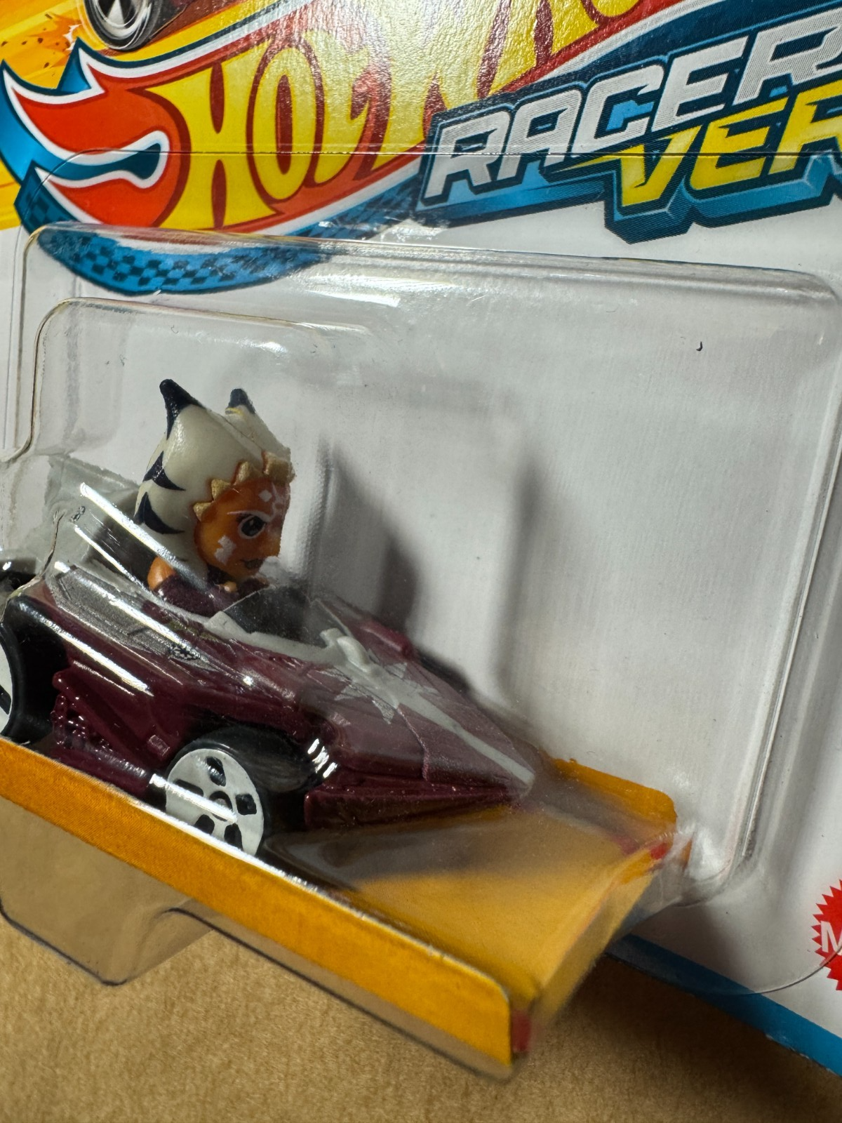Ahsoka Tano Star Wars - Racer Verse - Hot Wheels - Mattel NEW