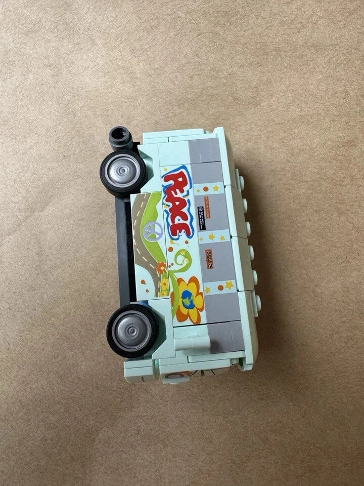 8487 Flo's V8 Café - LEGO Pixar Cars - 100% COMPLETE - NO BOX OR INSTRUCTIONS