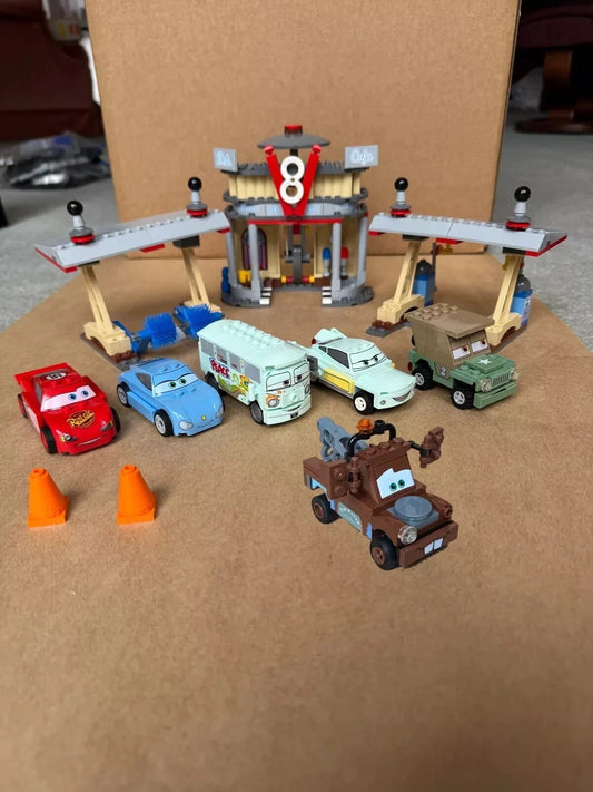 8487 Flo's V8 Café - LEGO Pixar Cars - 100% COMPLETE - NO BOX OR INSTRUCTIONS